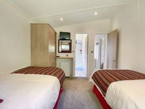 Bedroom- click for photo gallery